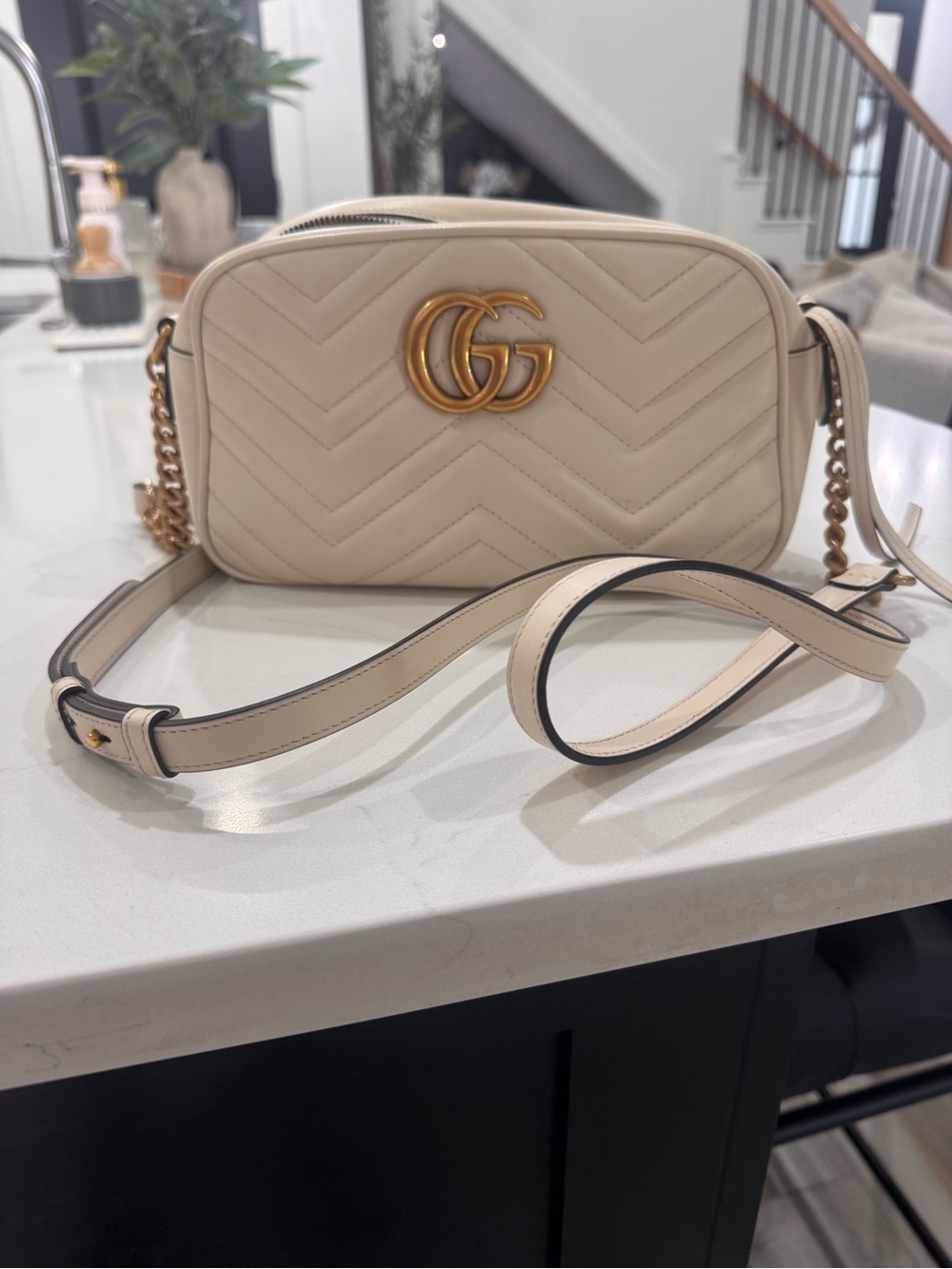 Gucci Ivory Quilted GG Marmont Leather Crossbody Bag